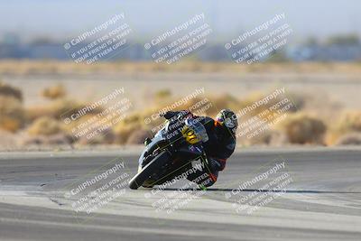 media/Jan-11-2025-CVMA (Sat) [[ddeb3f563a]]/Race 10-Amateur Supersport Middleweight/